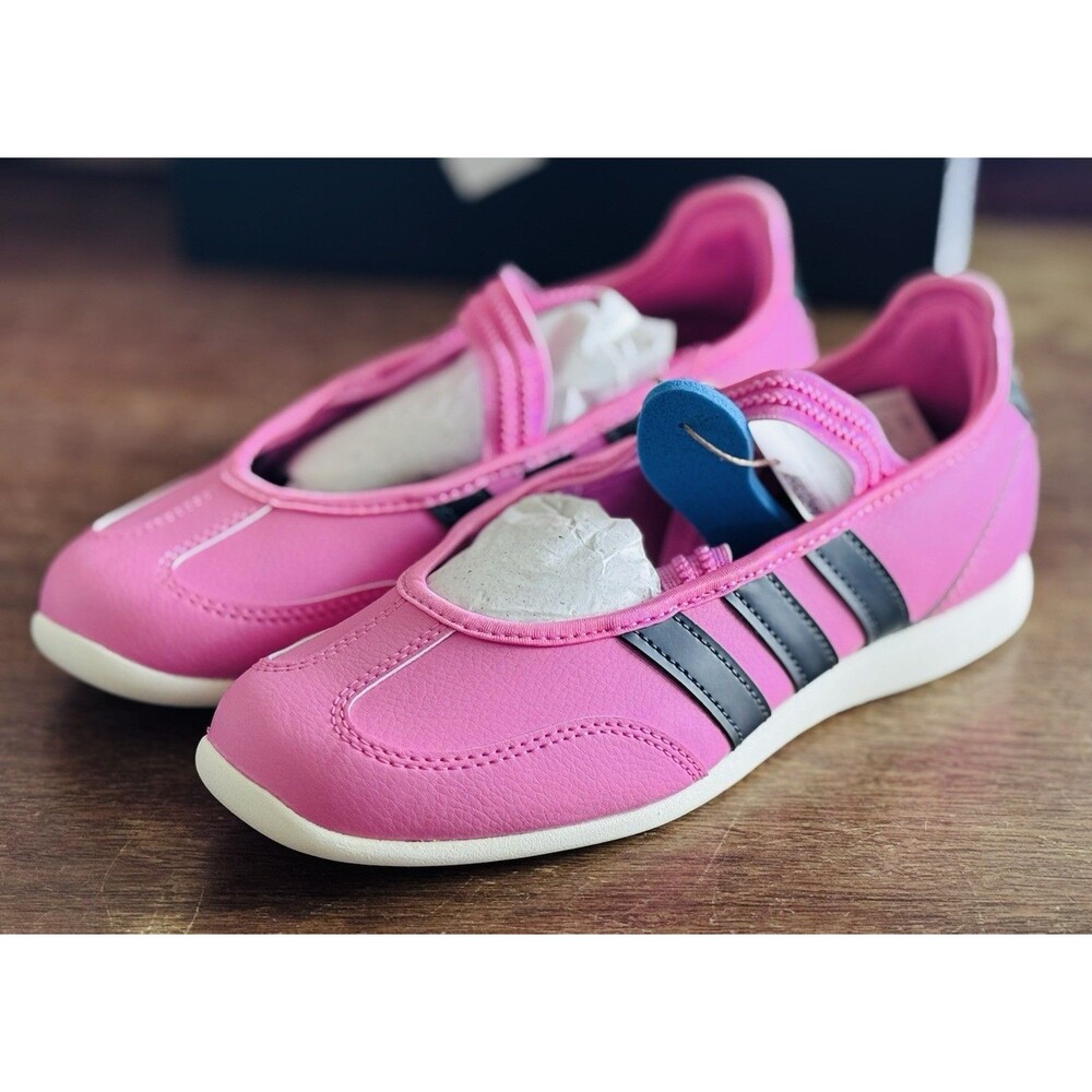 Women’s Size 5 / Youth Size 4 adidas Barreda Mary Jane Pink Black JP6738 NIB